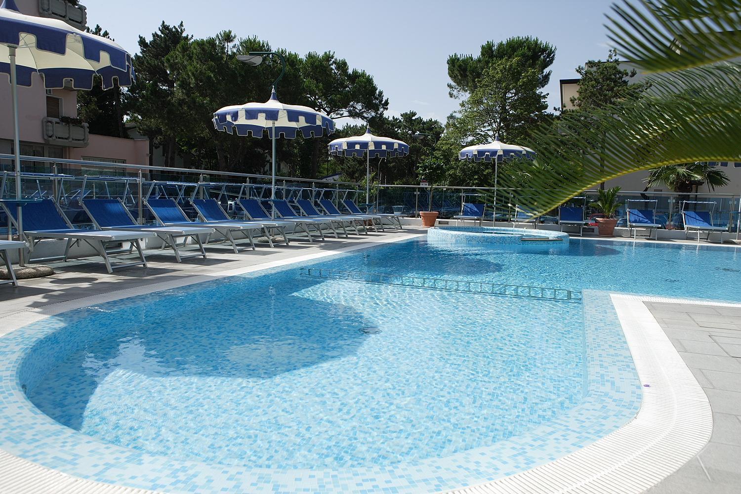 Hotel Bellevue Lignano Sabbiadoro Zewnętrze zdjęcie