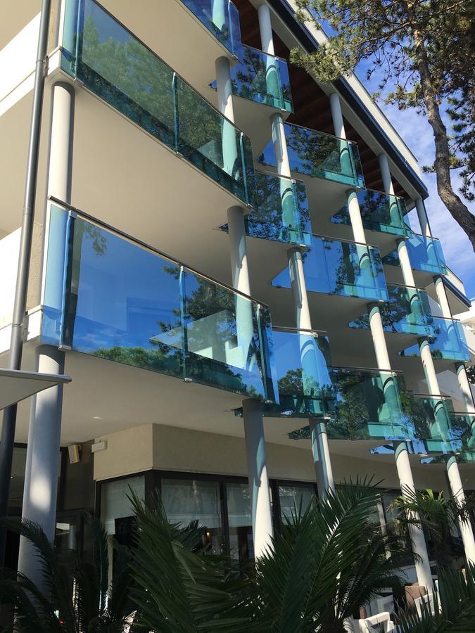 Hotel Bellevue Lignano Sabbiadoro Zewnętrze zdjęcie