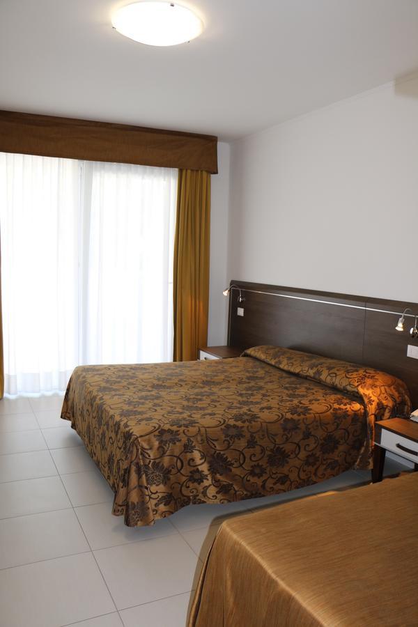 Hotel Bellevue Lignano Sabbiadoro Zewnętrze zdjęcie